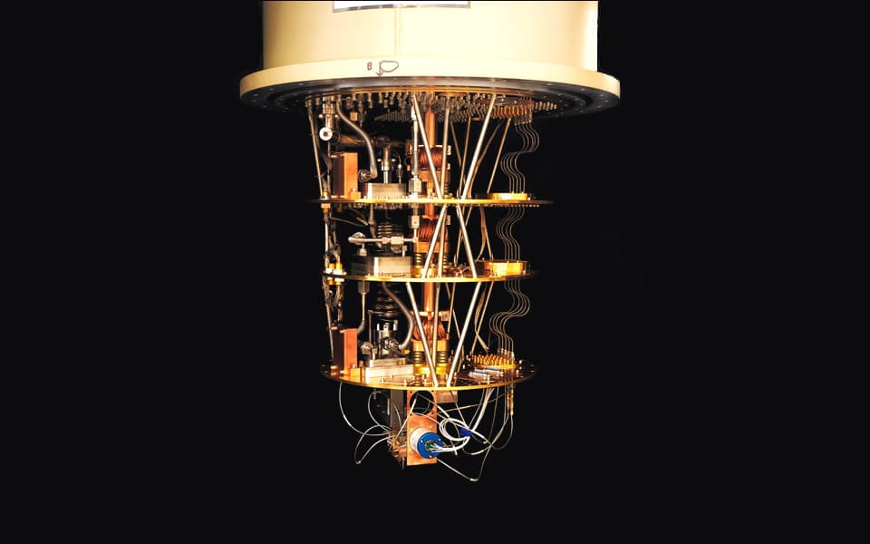 Cryogenic quantum testbed used for research operations and pilot planning